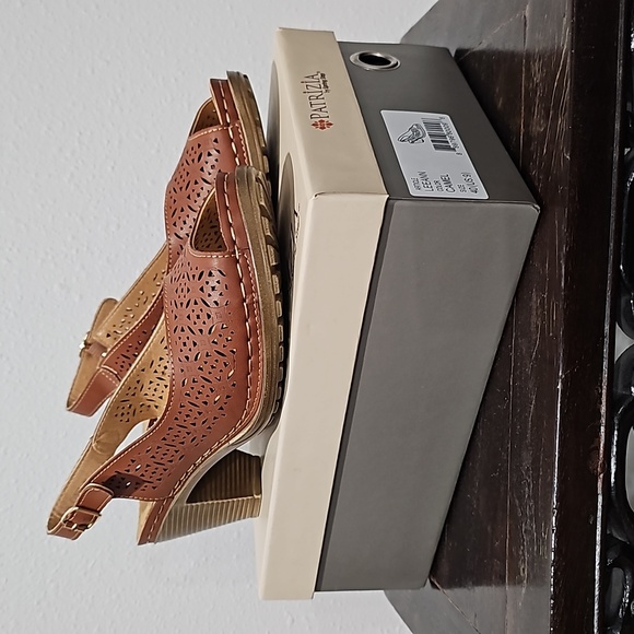 Spring Step Shoes - Patrizia Spring Step LeeAnn Slingback Camel perforated flower US 9 (40) Sandal.